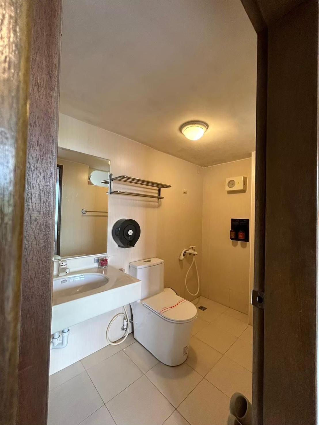 Miaoli Sanyi Travelling Homestay Eksteriør bilde